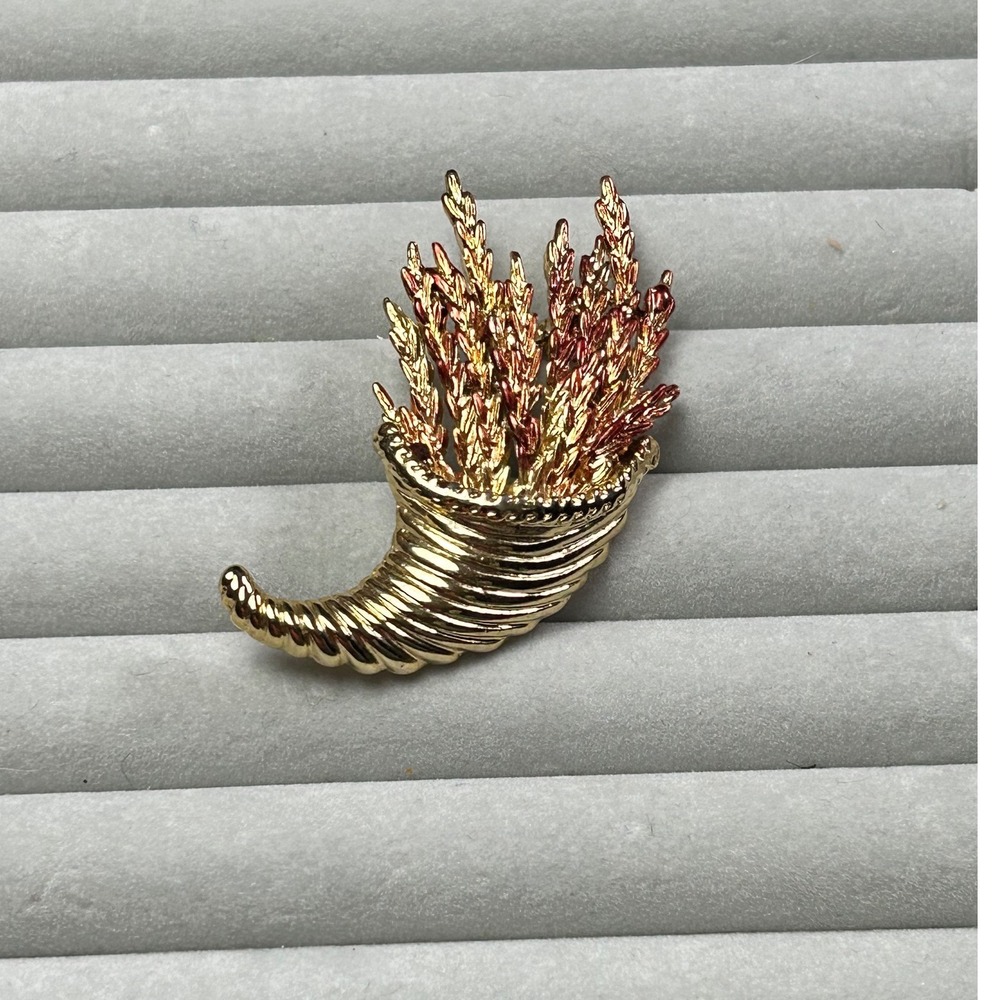 Gold Tone Cornucopia Wheat Stalk Brooch Pin Autumn Harvest Vintage Thanksgiving